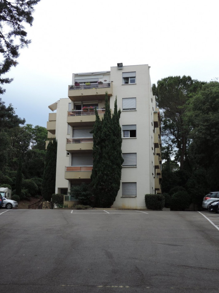 location Appartement Nimes - Photo 1