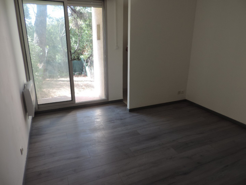 location Appartement Nimes - Photo 2