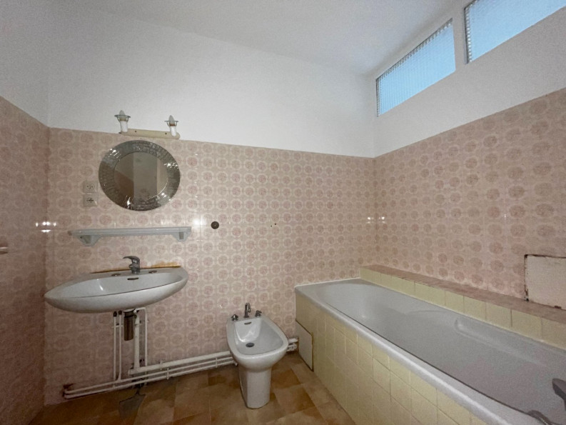 vente Appartement Nimes - Photo 9