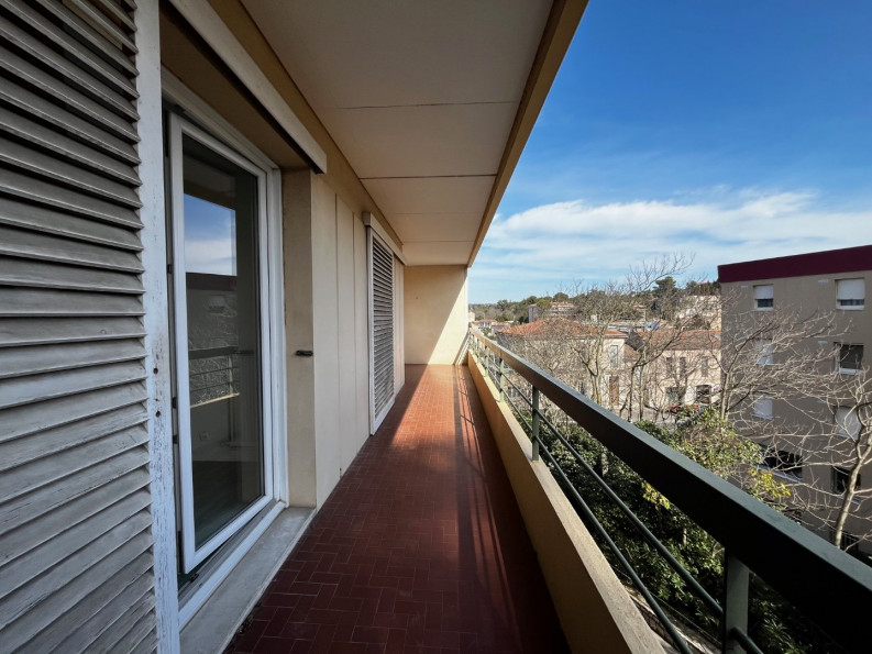 vente Appartement Nimes - Photo 10