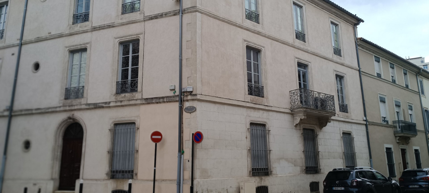 location Appartement Nimes - Photo 2