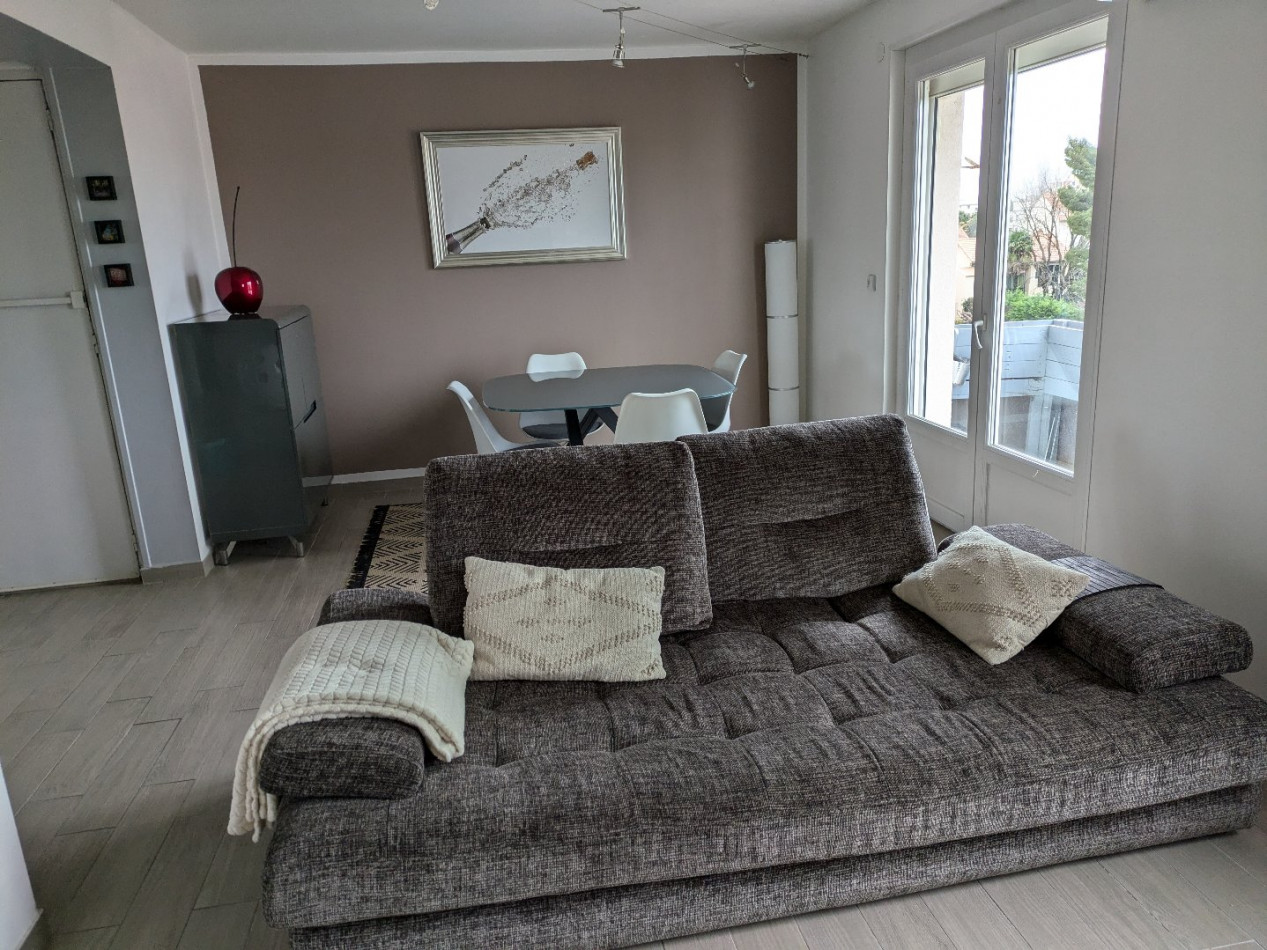 location Appartement en résidence Nimes - Photo 2