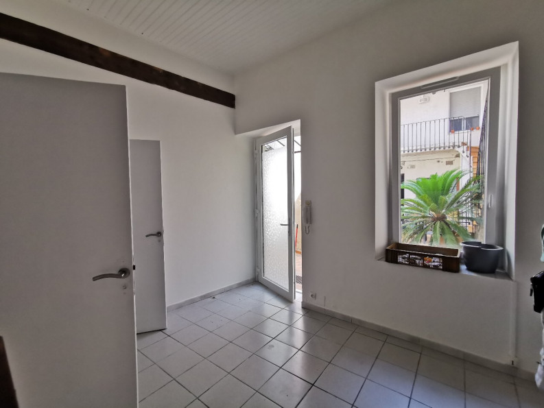 location Appartement Nimes - Photo 2