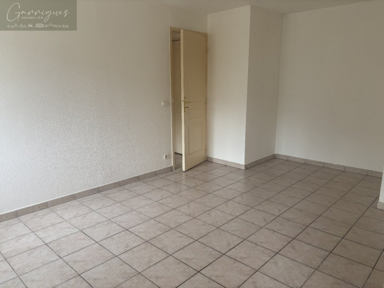 location Appartement Aigues Vives - Photo 2