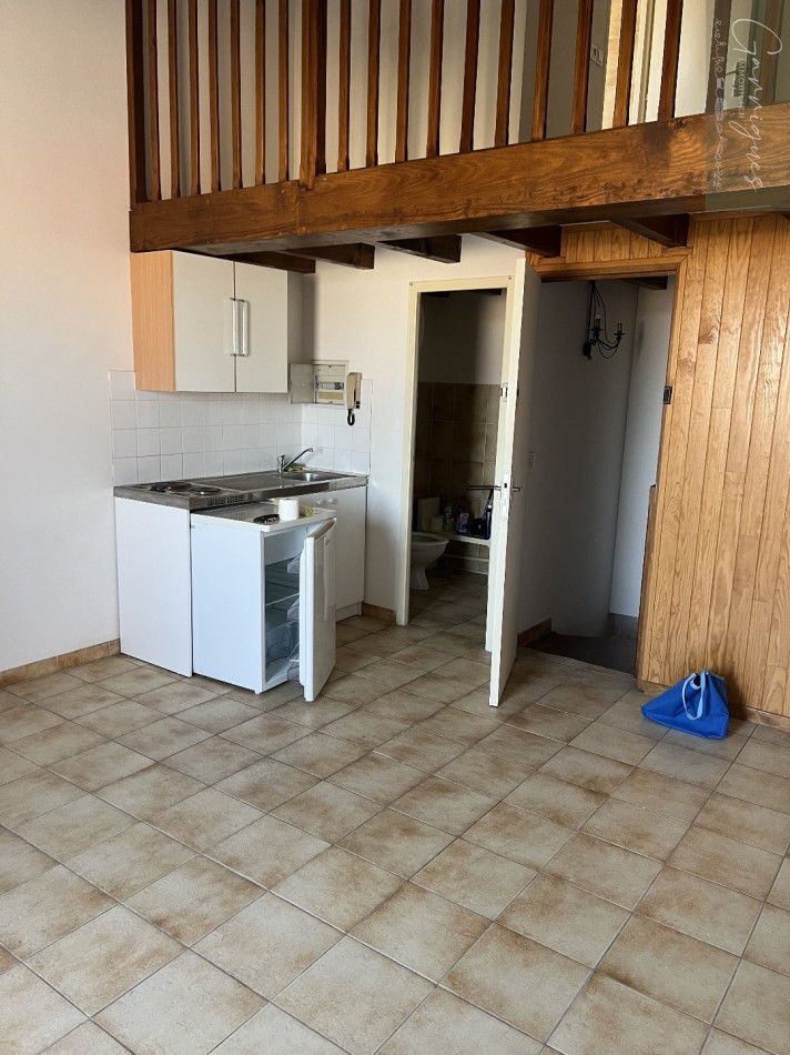 location Appartement Milhaud - Photo 1