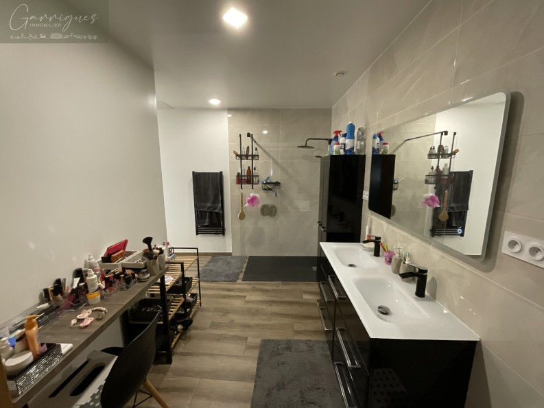 vente Maison de village Milhaud - Photo 8