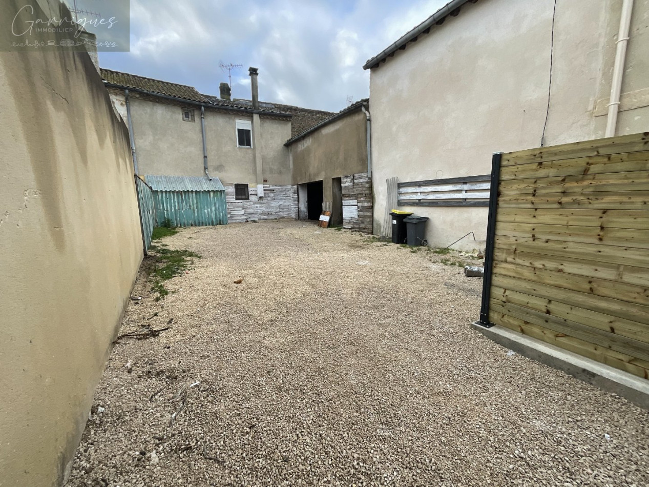 vente Remise en pierre Generac - Photo 1