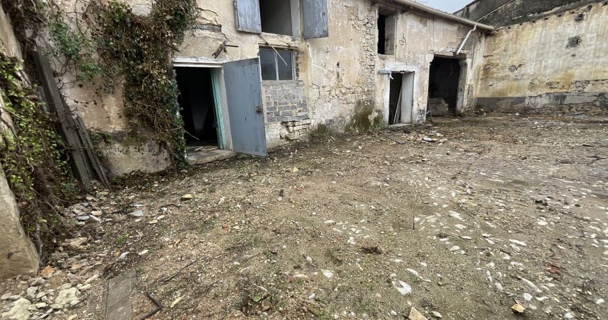 vente Remise en pierre Milhaud