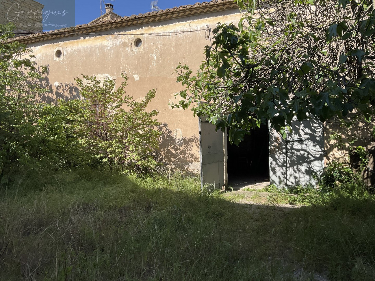 vente Remise en pierre Milhaud - Photo 1