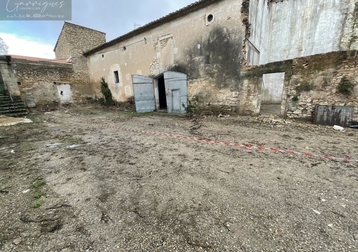 vente Remise en pierre Milhaud