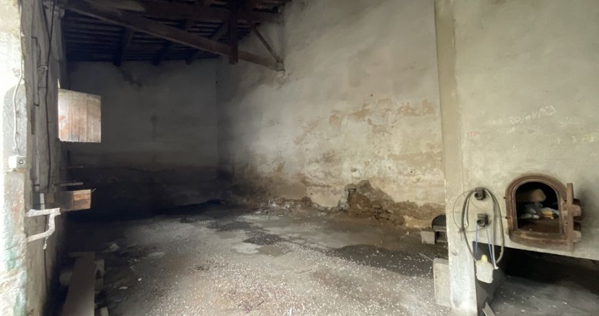 vente Remise en pierre Milhaud