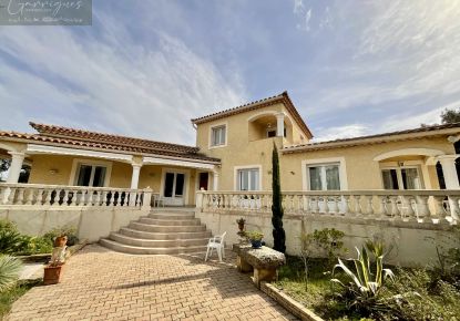 location Villa Poulx