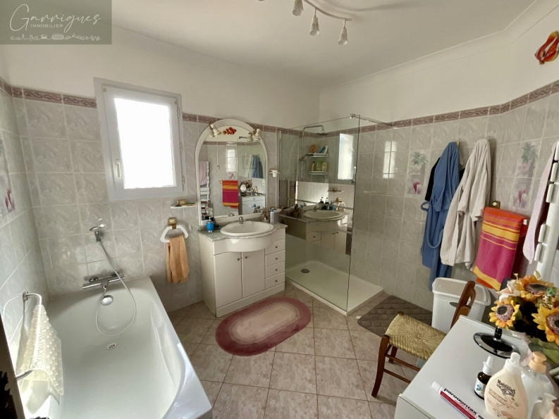 location Villa Poulx - Photo 10