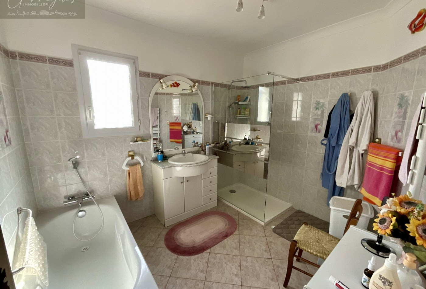 location Villa Poulx - Photo 10