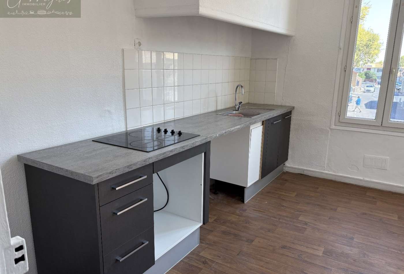 vente Immeuble mixte Milhaud - Photo 1