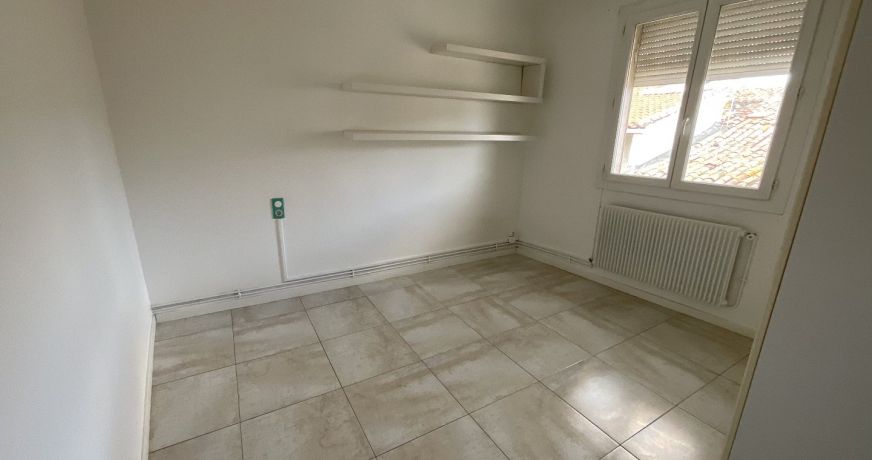 vente Maison de village Milhaud