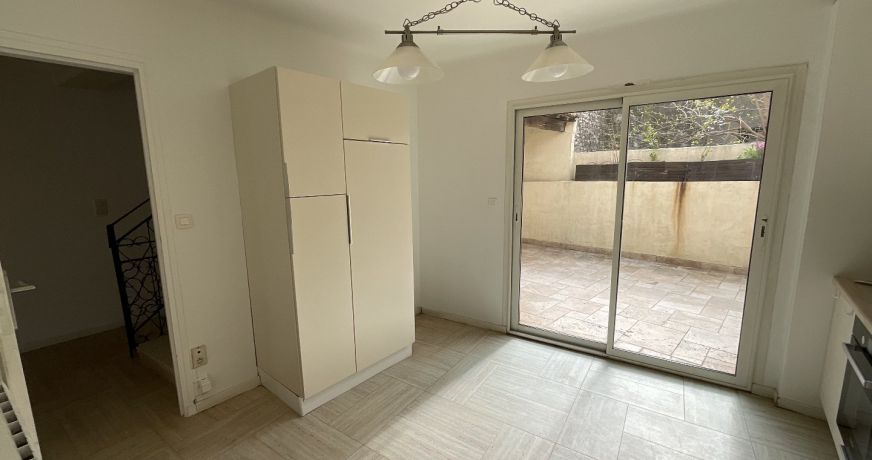 vente Maison de village Milhaud