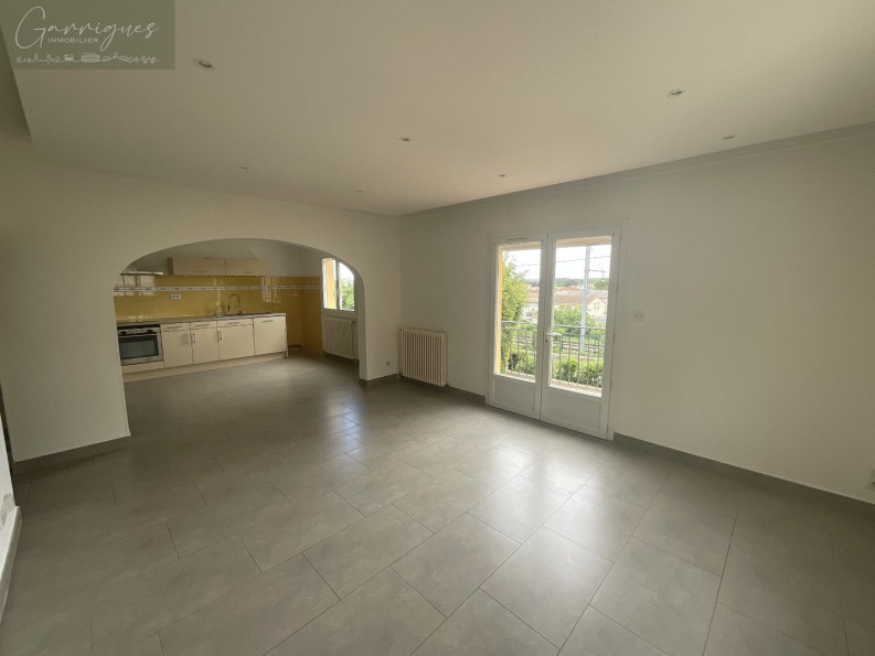 location Appartement Milhaud - Photo 2