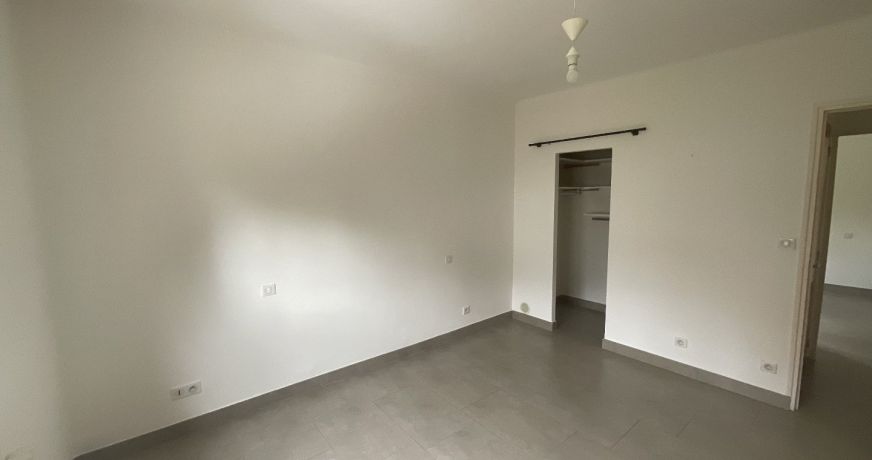 location Appartement Milhaud