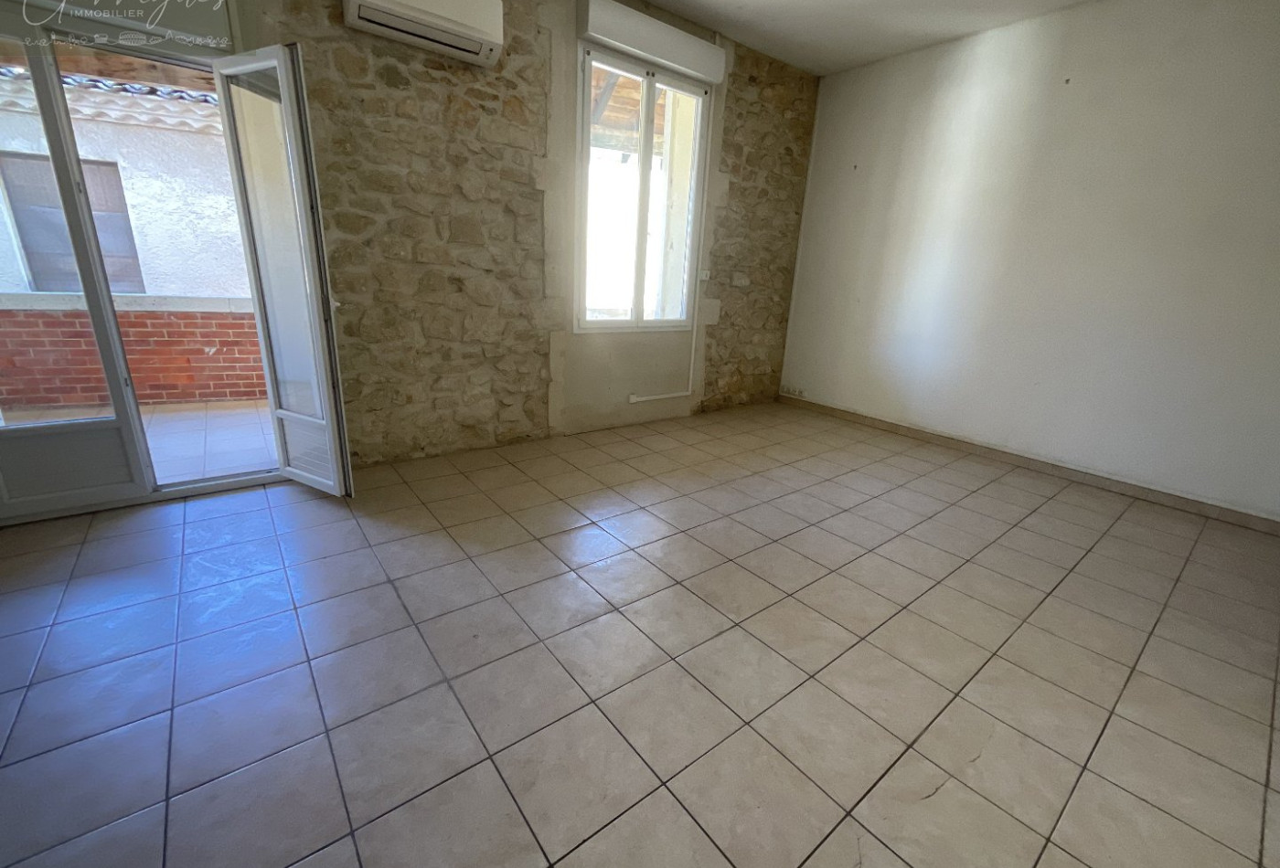 location Appartement Saint Gilles - Photo 1