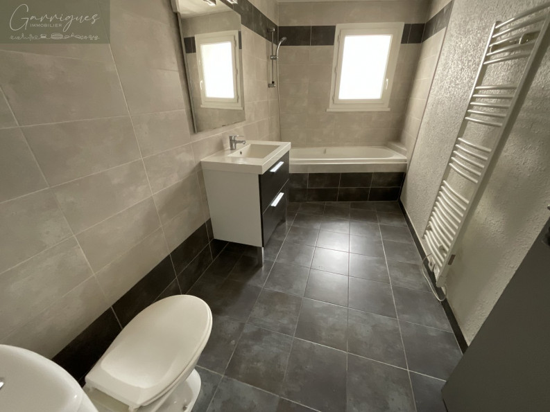 location Appartement Milhaud - Photo 7