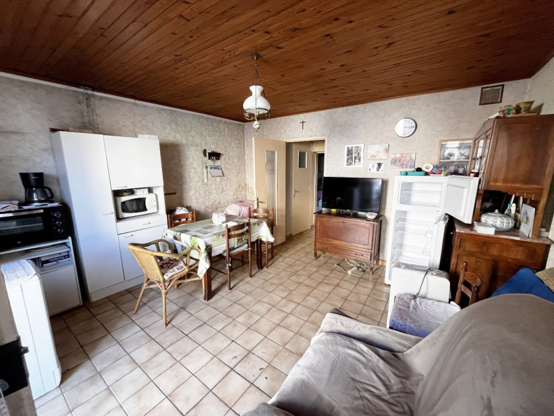 vente Maison à rénover Milhaud - Photo 5