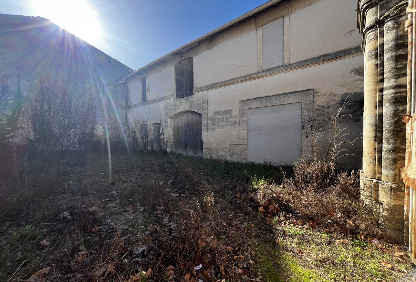 vente Remise en pierre Calvisson - Photo 1