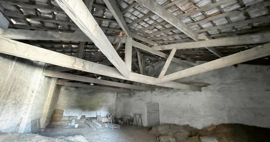 vente Remise en pierre Calvisson