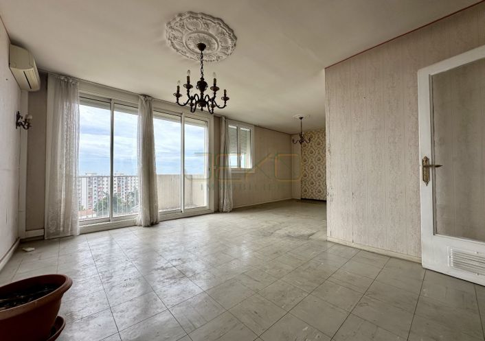 vente Appartement à rénover Nimes