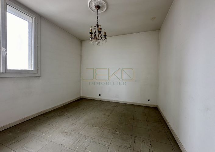 vente Appartement à rénover Nimes