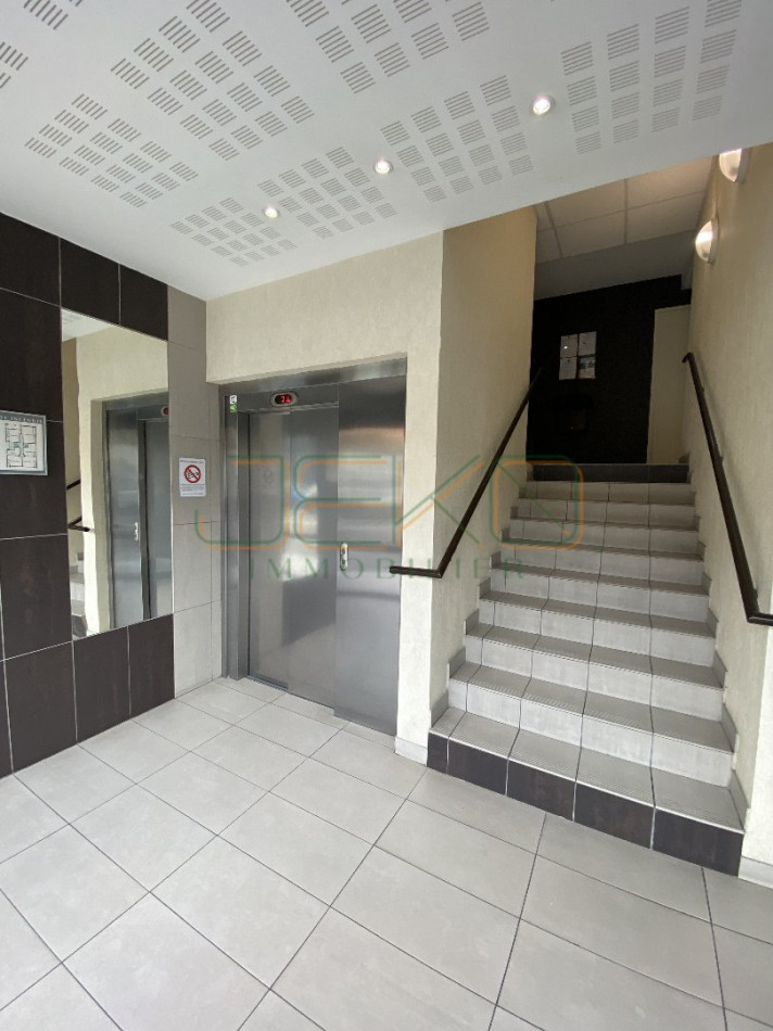 vente Appartement Nimes - Photo 6