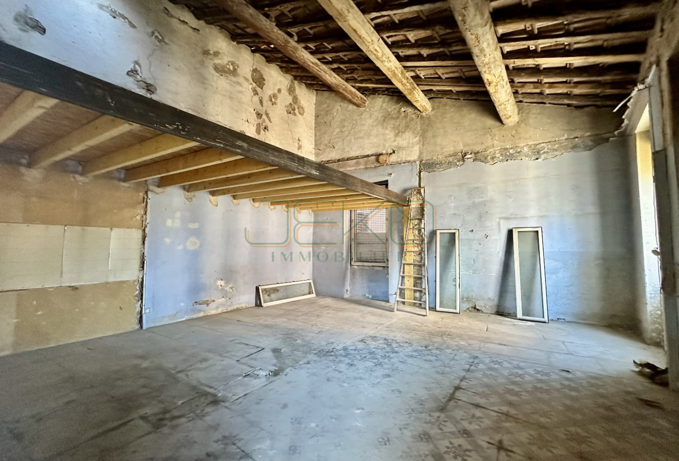 vente Immeuble à découper Nimes - Photo 2