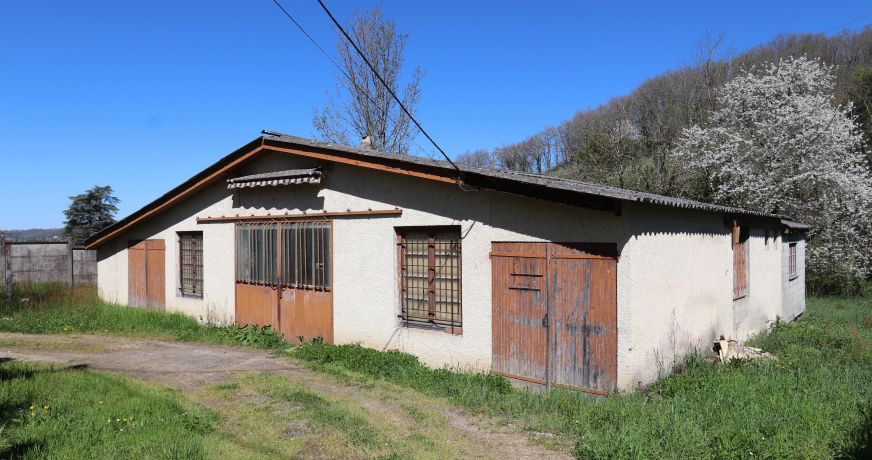 vente Local commercial Pineuilh