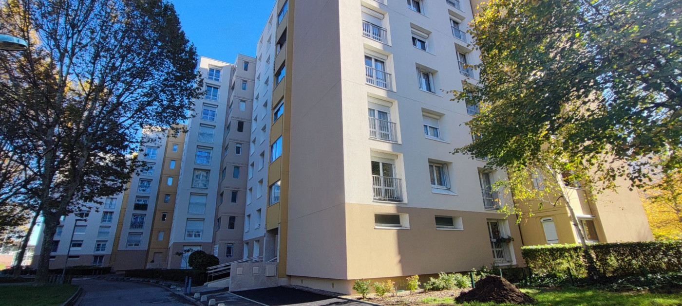 à vendre Appartement Vaulx En Velin - Photo 1