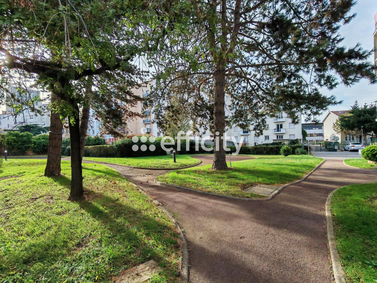 vente Appartement Lyon - Photo 2