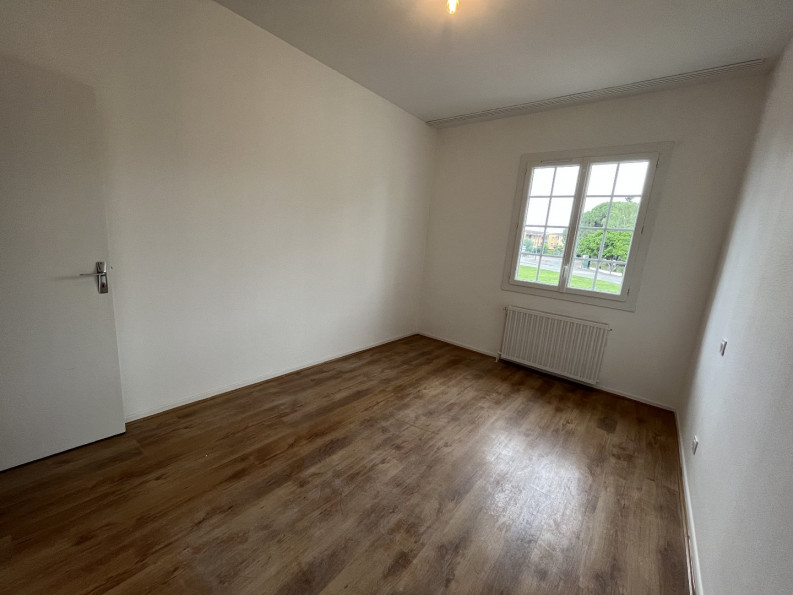 location Appartement Roquettes - Photo 4