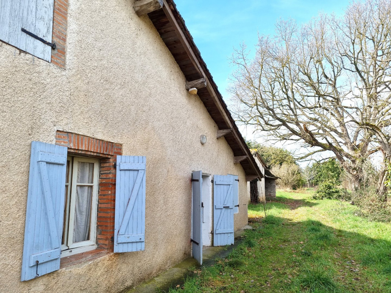 vente Maison Le Burgaud - Photo 2
