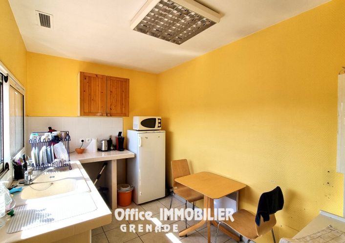 location Bureau Grenade