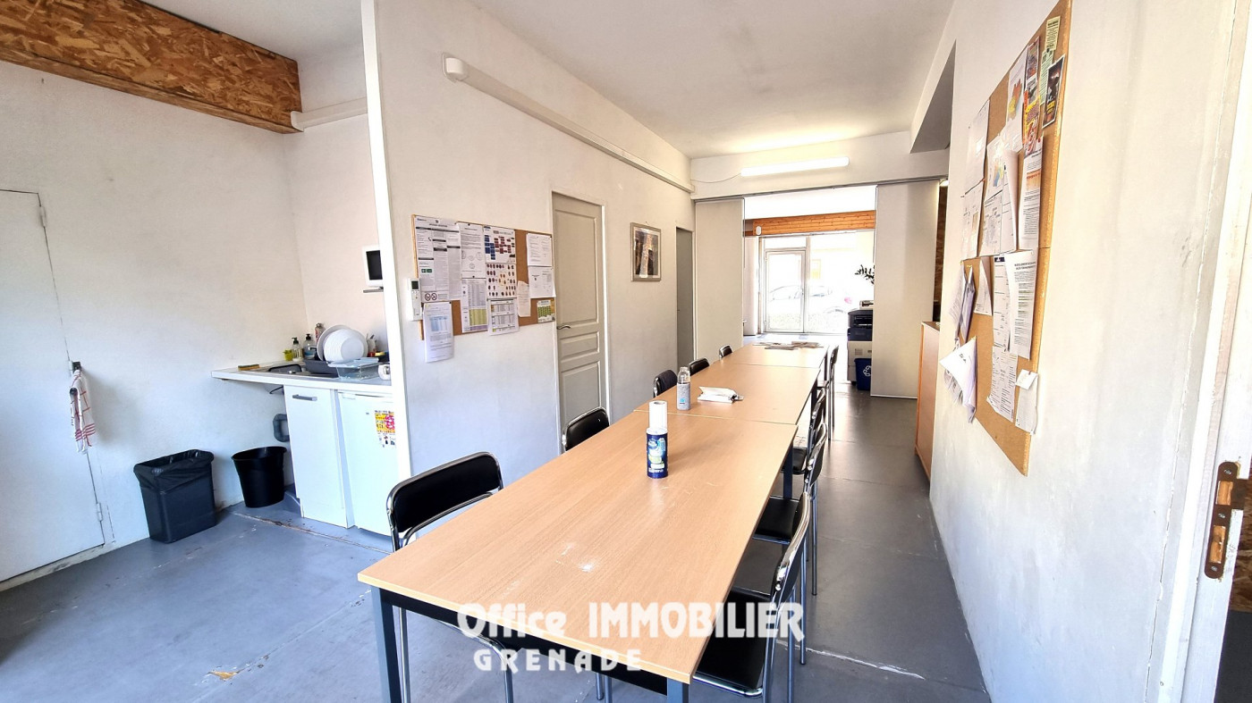 location Local commercial Grenade - Photo 5