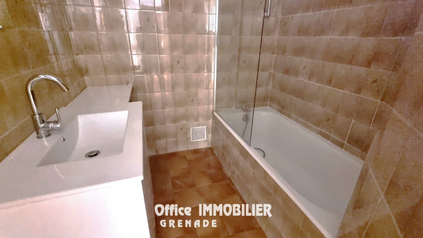 location Appartement Grenade - Photo 3