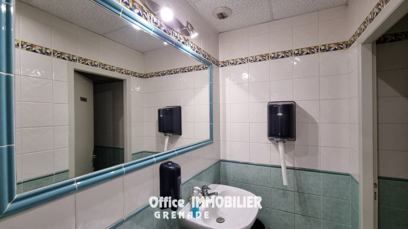 location Bureau Grenade - Photo 3