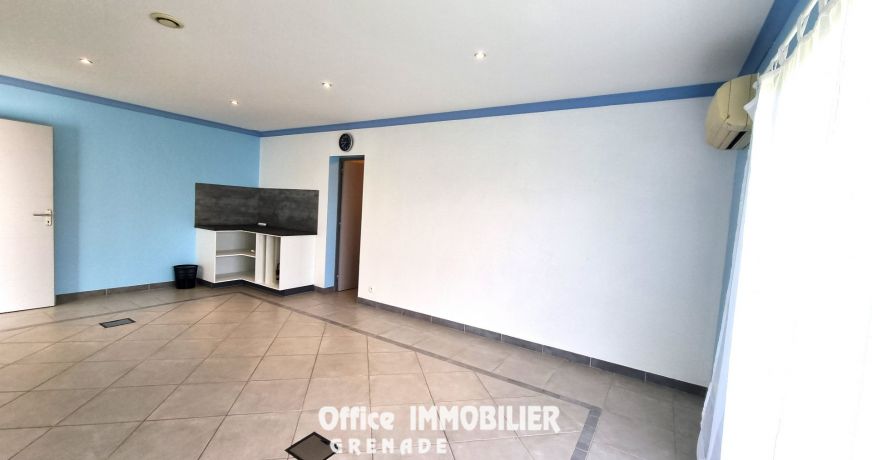 location Bureau Grenade