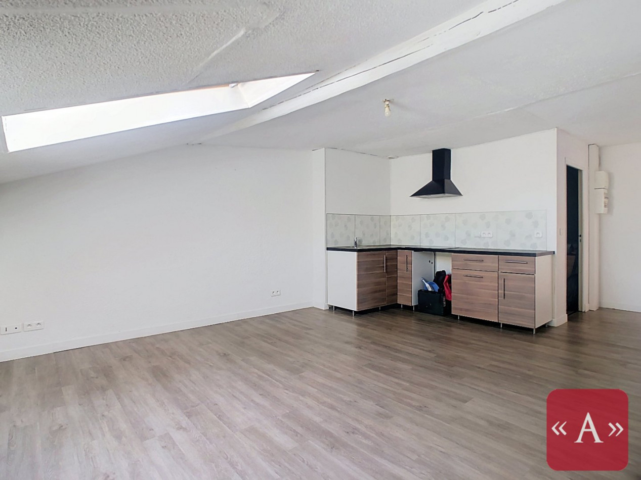 location Appartement Saint-sulpice-la-pointe - Photo 2