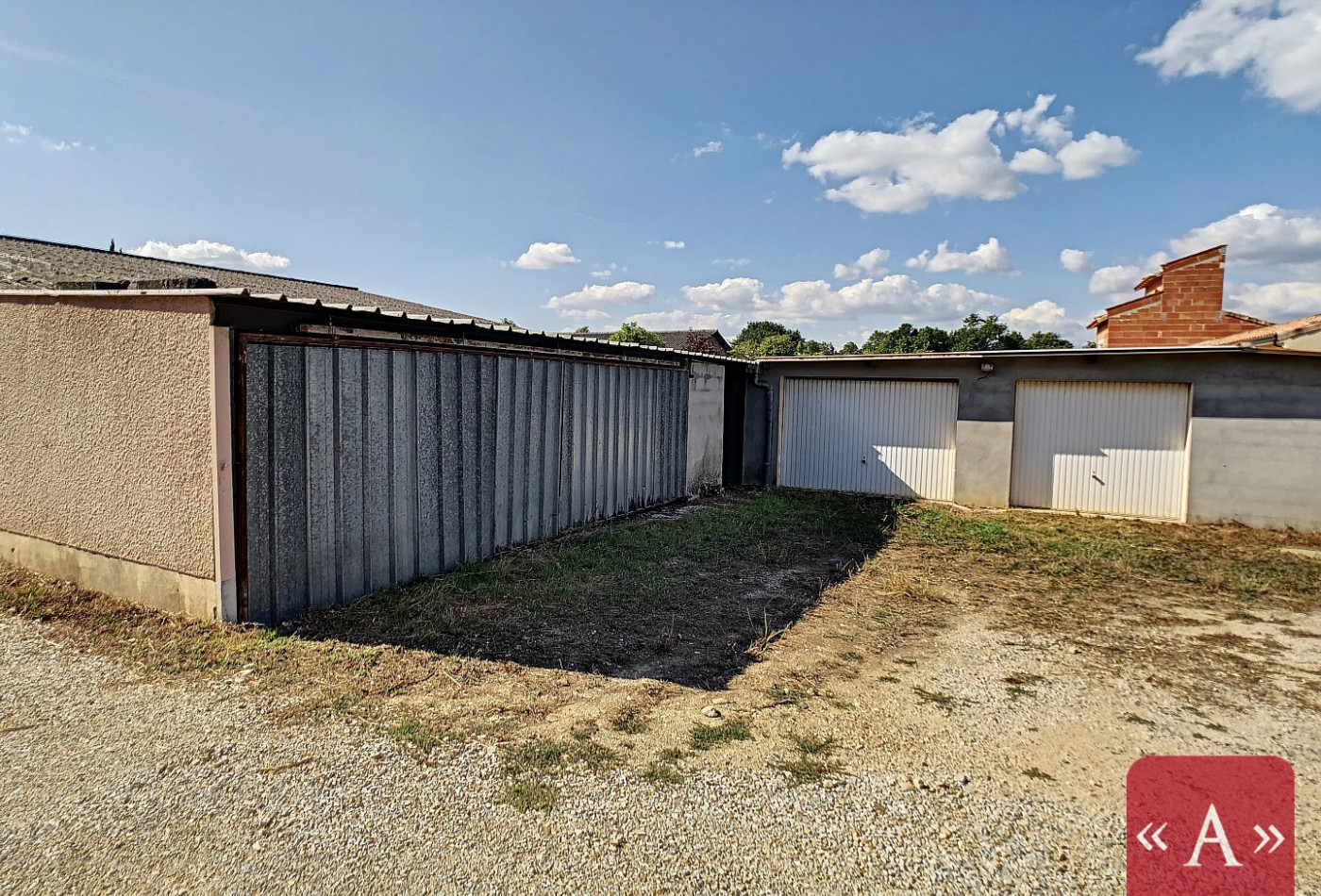 location Garage Coufouleux - Photo 1