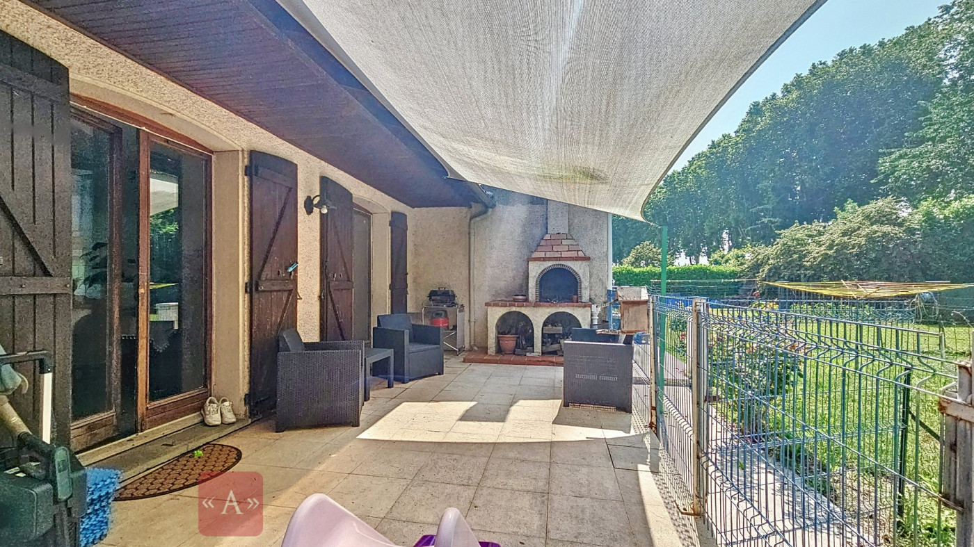 vente Maison Saint-sulpice-la-pointe - Photo 9