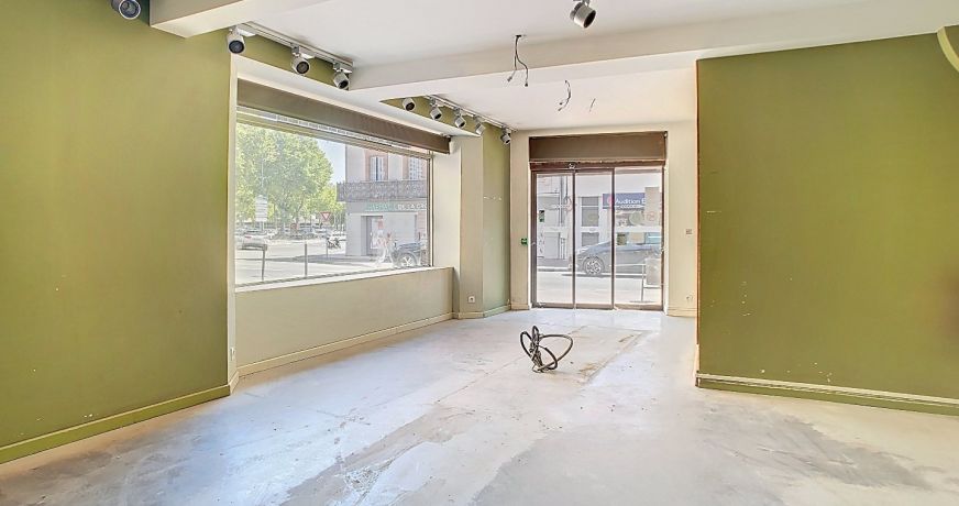 location Local commercial Lavaur