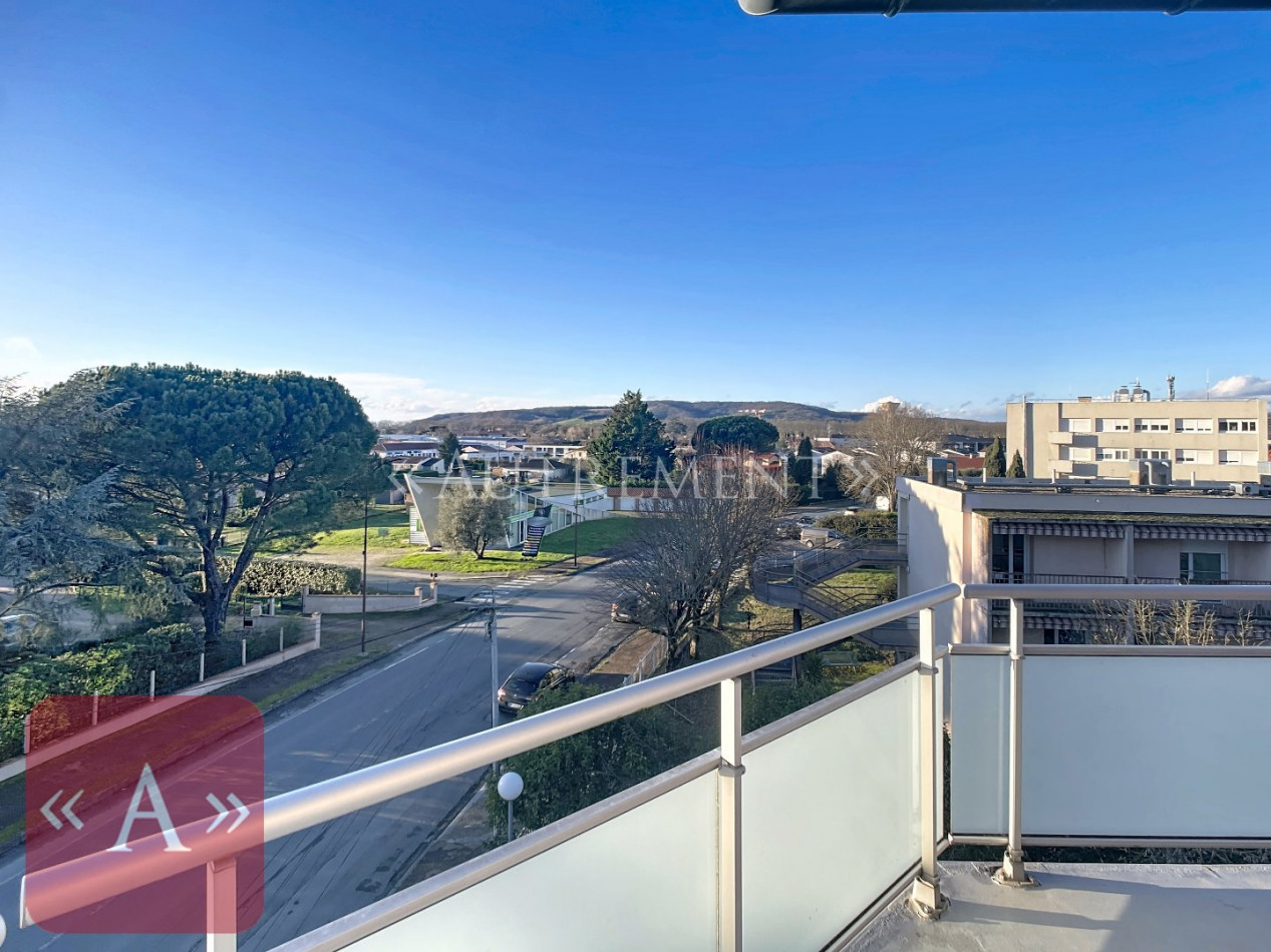 vente Appartement Saint-sulpice-la-pointe - Photo 1