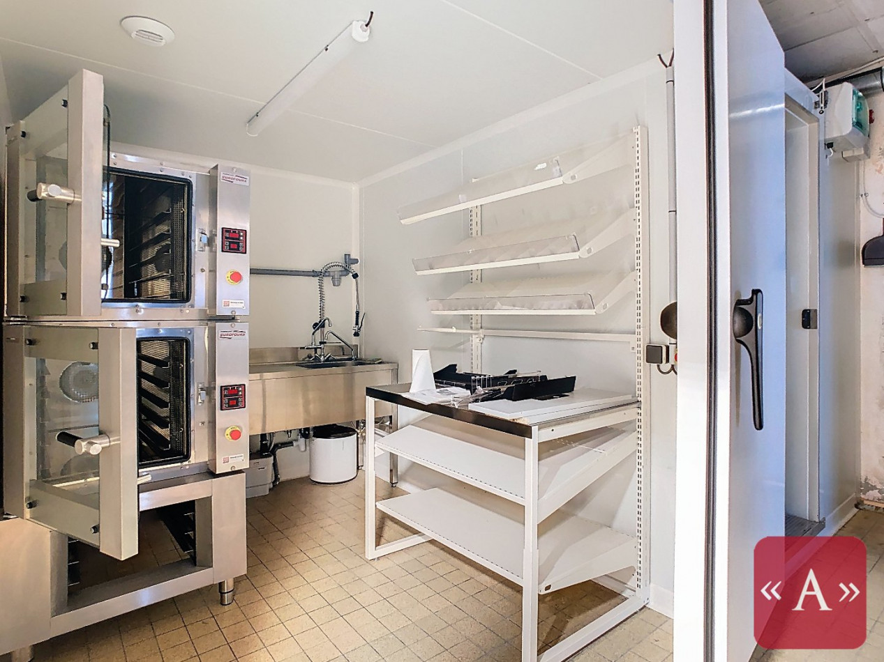 location Local commercial Saint-sulpice-la-pointe - Photo 5