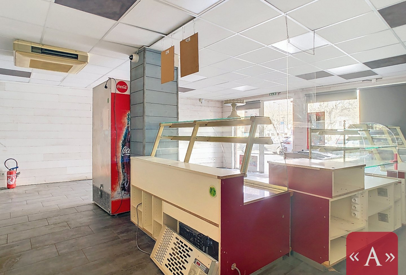 location Local commercial Saint-sulpice-la-pointe - Photo 6