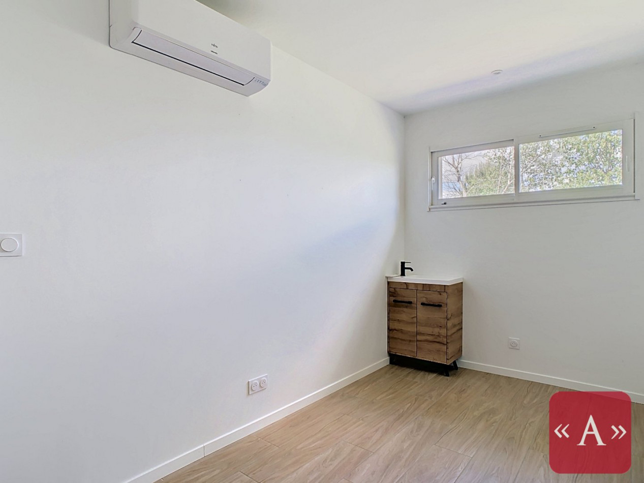 location Bureau Azas - Photo 1